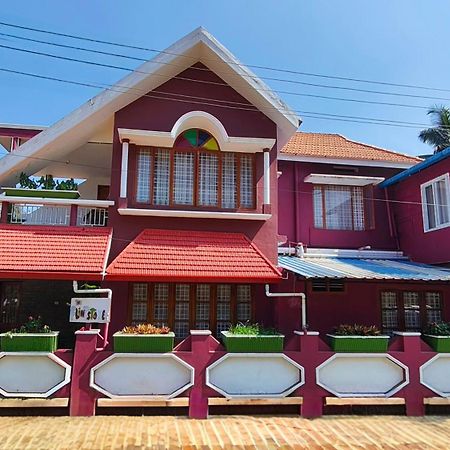 Flintstone Home Kushalnagar Exterior photo